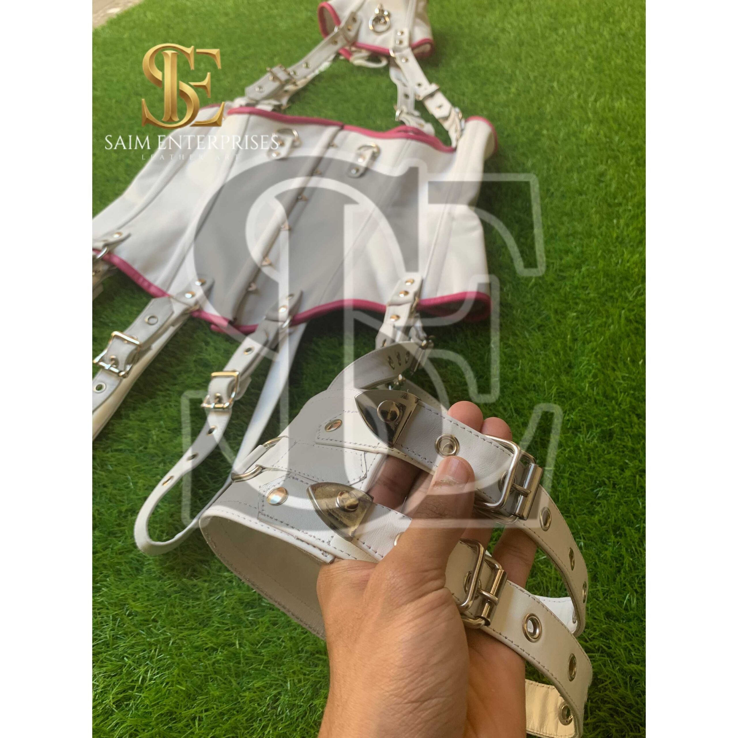 White Leather BDSM Corset Set with Collar & Garters - Image 12