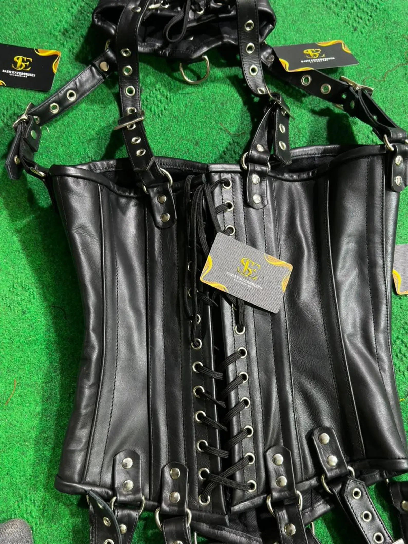 Handmade Black Sheepskin Leather Corset & Multi-Strap Leg Harness - Image 7